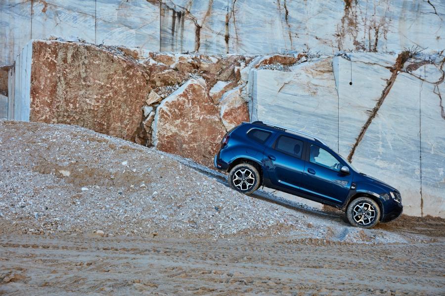  Dacia Duster 2017 года  (WW) (фото 100 из 257)